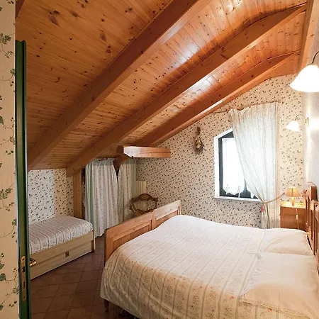 Cascina Papa Mora * Cellarengo