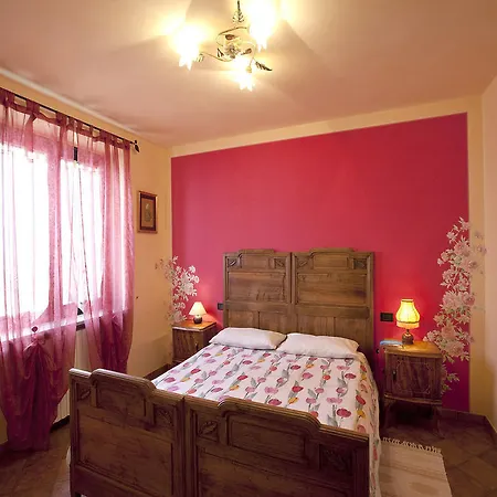 Alloggio per agriturismo Cascina Papa Mora Cellarengo