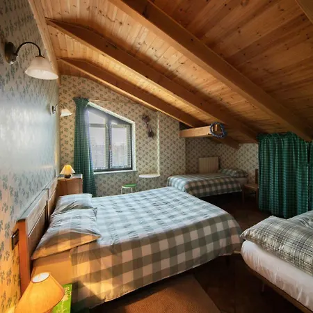 Фермерский дом Cascina Papa Mora Cellarengo